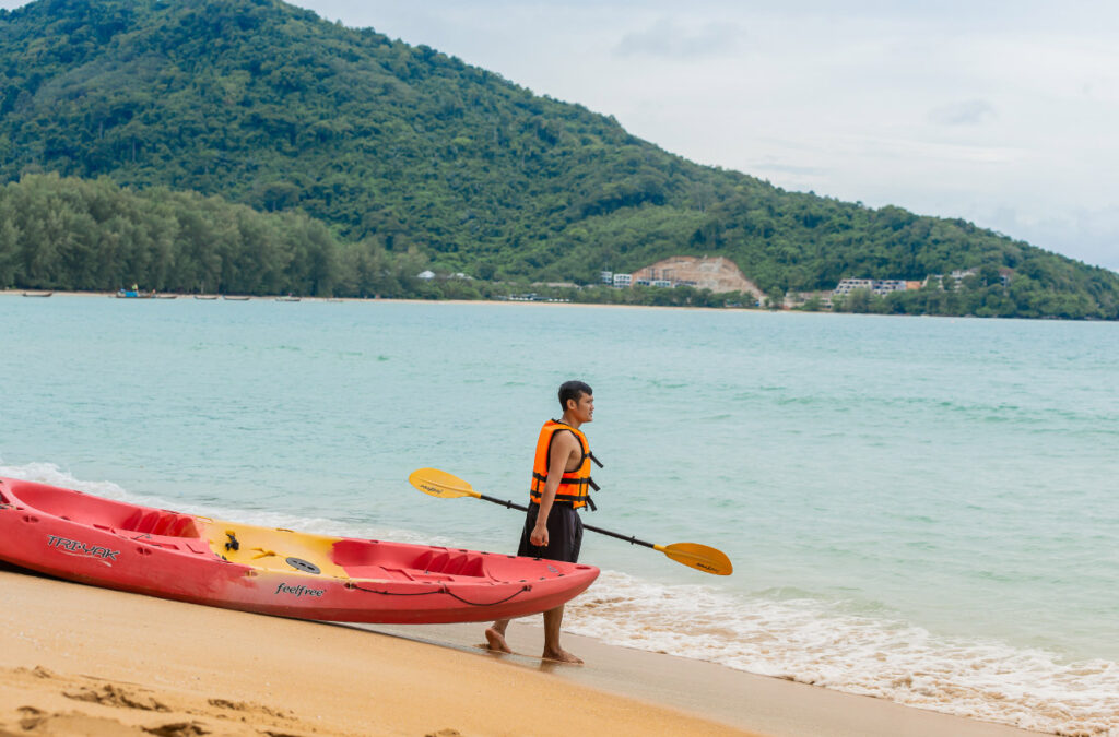 Dewa Phuket Resort & Villas - Activities Kayaking Nai Yang Beach