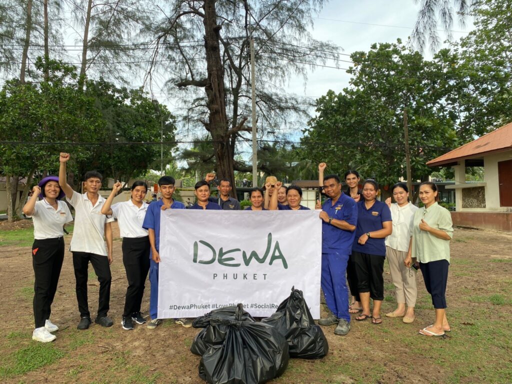 Dewa Phuket Resort & Villas - Beach Cleaning